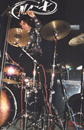 Ruslan-drum-jam.jpg (25851 bytes)